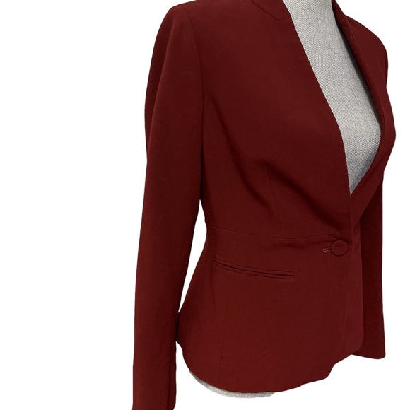 Le Chateau Blazer - Picture 4 of 10